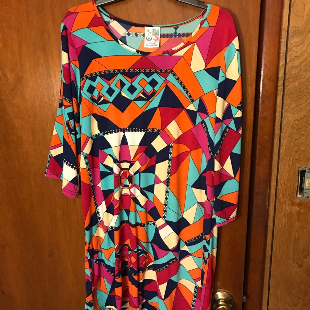 Cold shoulder top